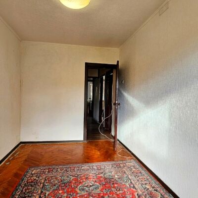 Продажа 	 Харків,  Нескорених (Героїв Праці) вул.   33Е