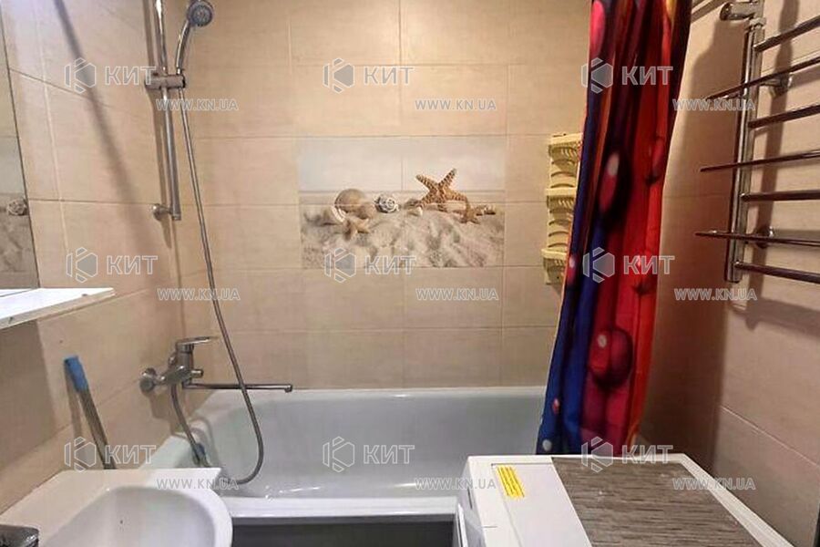 Продаж квартири Харків, ХТЗ, Рогань, 45м²