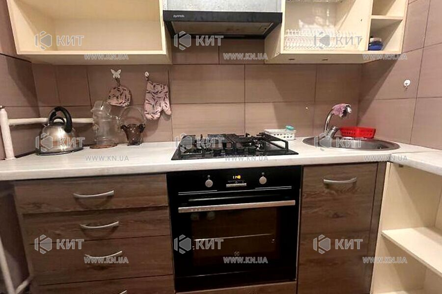 Продаж квартири Харків, ХТЗ, Рогань, 45м²