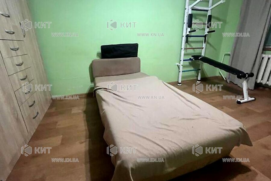 Продаж квартири Харків, ХТЗ, Рогань, 45м²