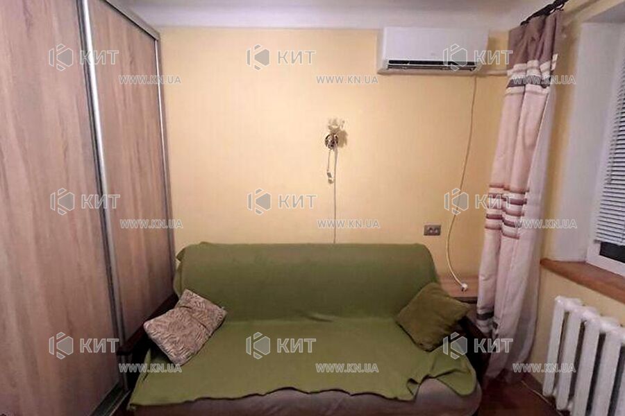 Продаж квартири Харків, ХТЗ, Рогань, 45м²