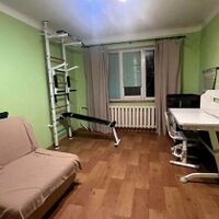 Продаж квартири Харків, ХТЗ, Рогань, 45м²