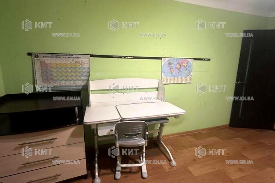 Продаж квартири Харків, ХТЗ, Рогань, 45м²