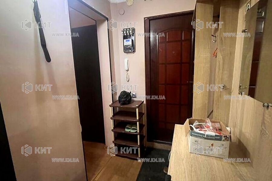 Продаж квартири Харків, ХТЗ, Рогань, 45м²