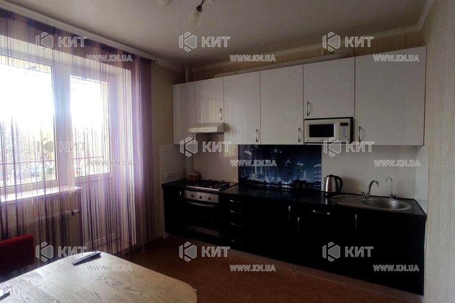 Продажа квартиры Харьков, Алексеевка, 65м²