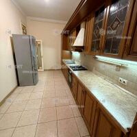 Продажа квартиры Харьков, Павлово Поле, 209м²