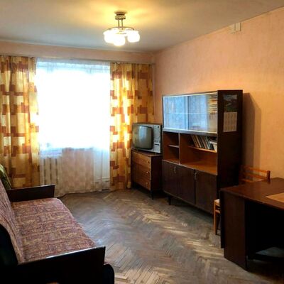 Продажа 	 Харків,  Олександра Орлова вул. (Матросова вул.)   27а