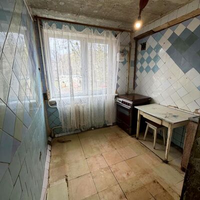 Продажа 	 Харків,  Ювілейний (50-річчя ВЛКСМ) пр.   75