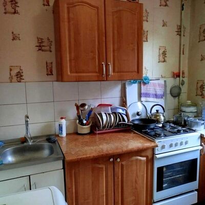 Продажа 	 Харків,  Петра Григоренка (Маршала Жукова) пр.   10