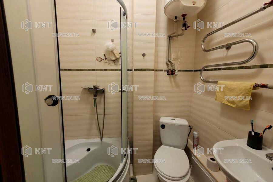 Продаж квартири Харків, ХТЗ, Рогань, 55м²