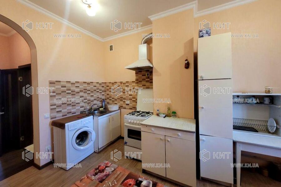Продаж квартири Харків, ХТЗ, Рогань, 55м²