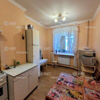 Продаж квартири Харків, ХТЗ, Рогань, 55м²