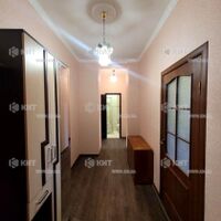 Продаж квартири Харків, ХТЗ, Рогань, 55м²