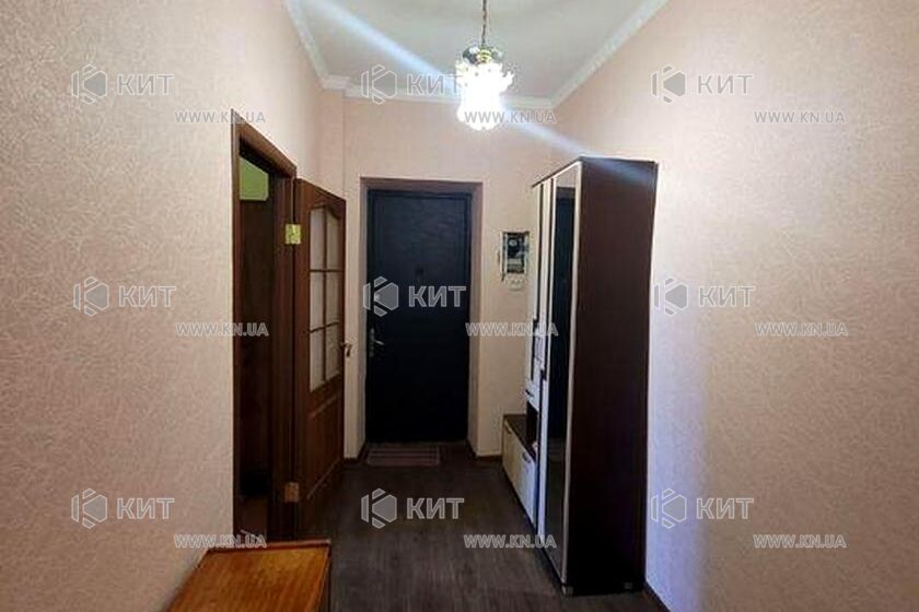 Продаж квартири Харків, ХТЗ, Рогань, 55м²