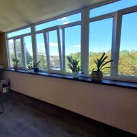 Продаж квартири Харків, ХТЗ, Рогань, 55м²