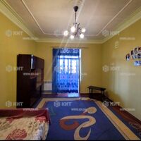 Продаж квартири Харків, ХТЗ, Рогань, 55м²