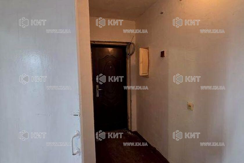 Продаж квартири Харків, ХТЗ, Рогань, 44м²