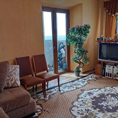 Продажа 	 Харків,  Каденюка (Танкопія) вул.   17/1