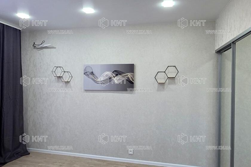 Продажа квартиры Харьков, ХТЗ, Рогань, 36м²