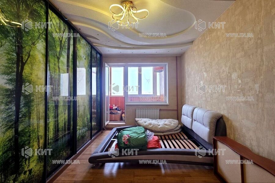 Продаж квартири Харків, Олексіївка, 70м²