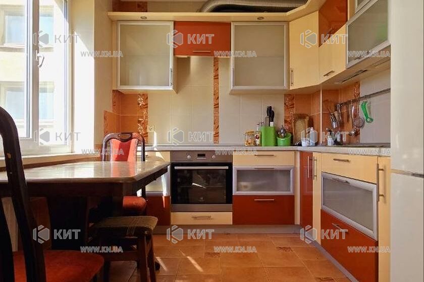 Продажа квартиры Харьков, Алексеевка, 70м²