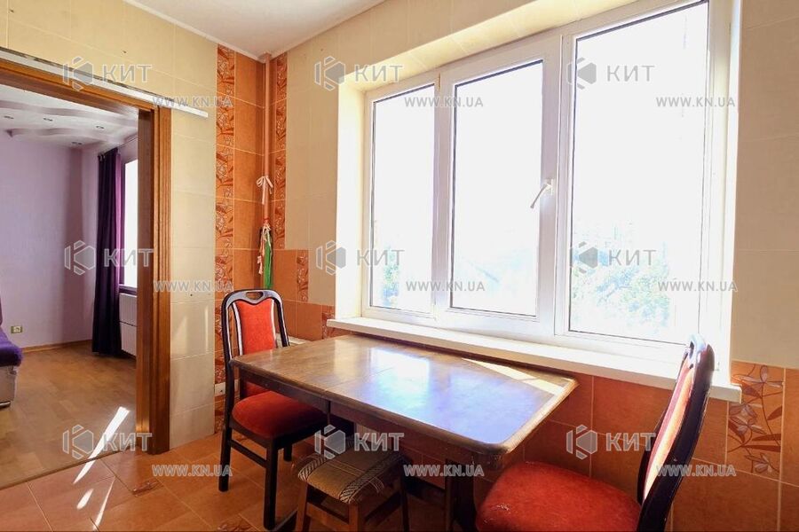 Продажа квартиры Харьков, Алексеевка, 70м²