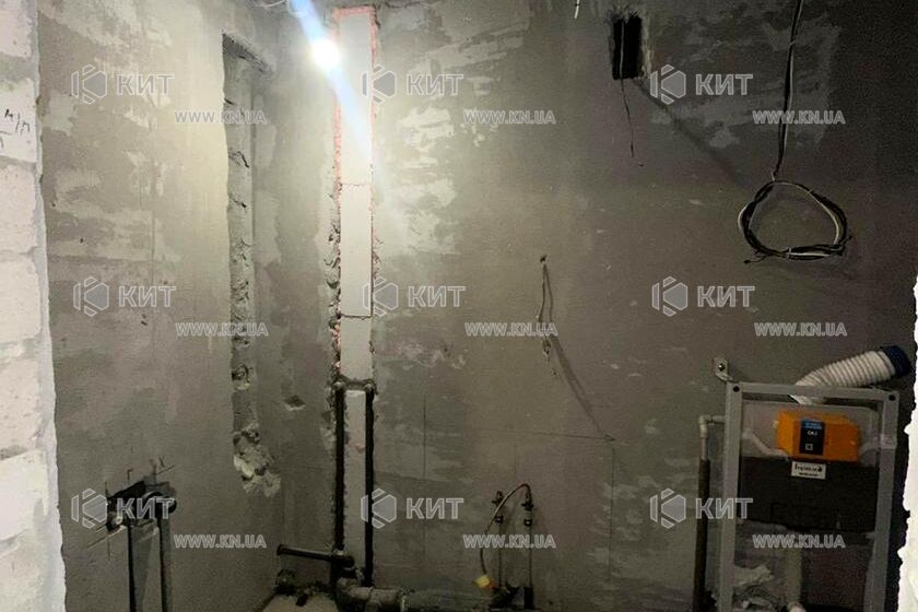 Продаж квартири Харків, ХТЗ, Рогань, 58м²