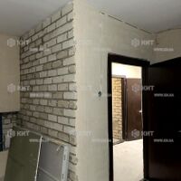 Продаж квартири Харків, ХТЗ, Рогань, 58м²