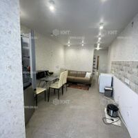 Продаж квартири Харків, ХТЗ, Рогань, 42м²