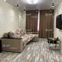 Продаж квартири Харків, ХТЗ, Рогань, 42м²