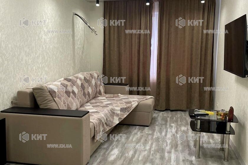 Продаж квартири Харків, ХТЗ, Рогань, 42м²