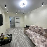 Продаж квартири Харків, ХТЗ, Рогань, 42м²
