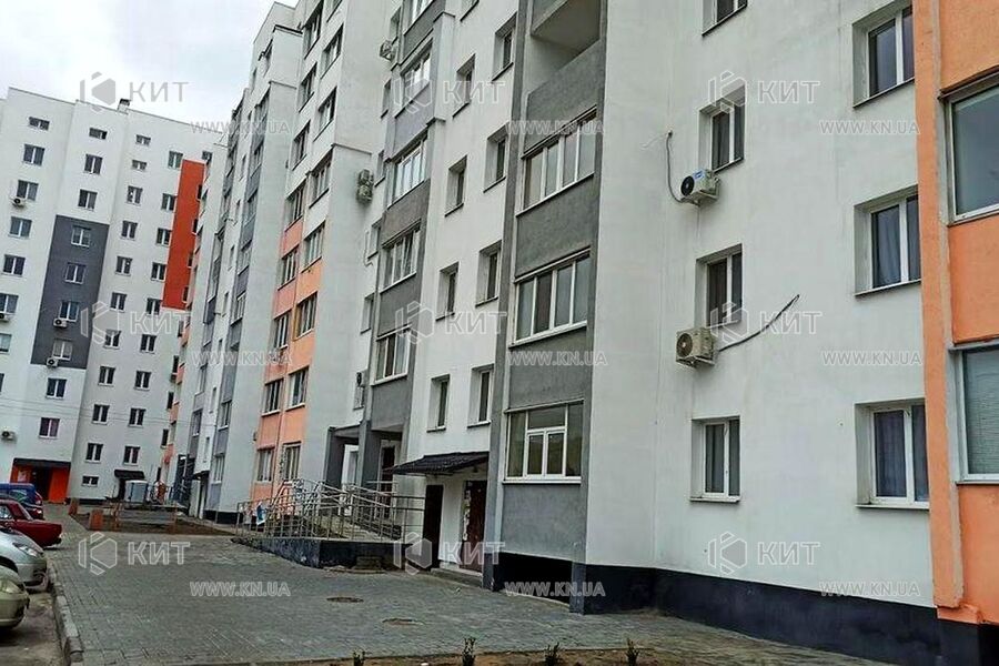 Продаж квартири Харків, ХТЗ, Рогань, 38м²