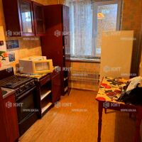 Продаж квартири Харків, ХТЗ, Рогань, 36м²