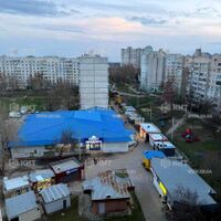 Продаж квартири Харків, ХТЗ, Рогань, 36м²