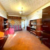 Продаж квартири Харків, ХТЗ, Рогань, 47м²