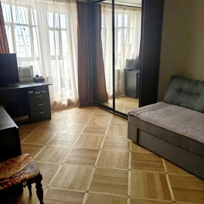 Продажа 	 Харків,  Перемоги пр.   67