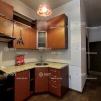 Продаж квартири Харків, ХТЗ, Рогань, 41м²