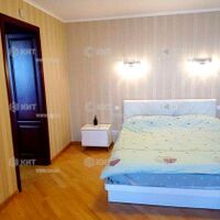 Продажа квартиры Харьков, Спортивная, Гагарина, Защитников, 95м²