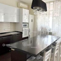 Продажа квартиры Харьков, Спортивная, Гагарина, Защитников, 200м²