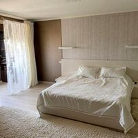 Продажа квартиры Харьков, Спортивная, Гагарина, Защитников, 200м²