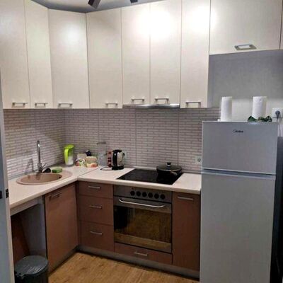 Продажа 	 Харків, Пташка Барабашова вул.   12