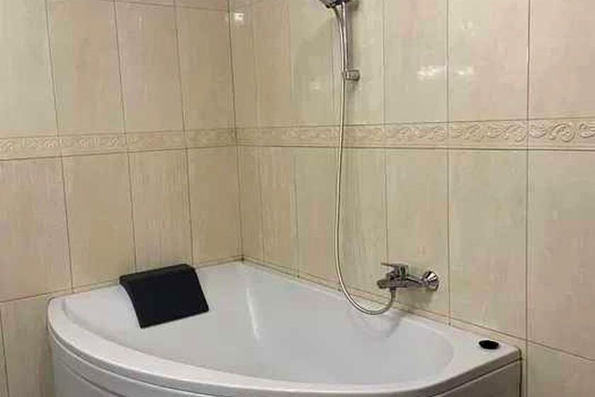 Продаж квартири Харків, Олексіївка, 77м²