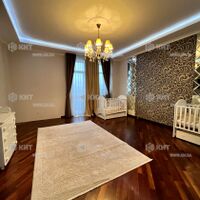 Продажа квартиры Харьков, Павлово Поле, 156м²