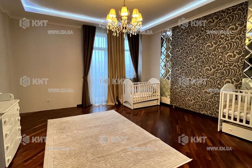 Продажа квартиры Харьков, Павлово Поле, 156м²