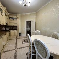 Продажа квартиры Харьков, Павлово Поле, 156м²
