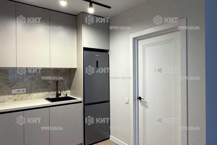 Продаж квартири Харків, ХТЗ, Рогань, 39м²