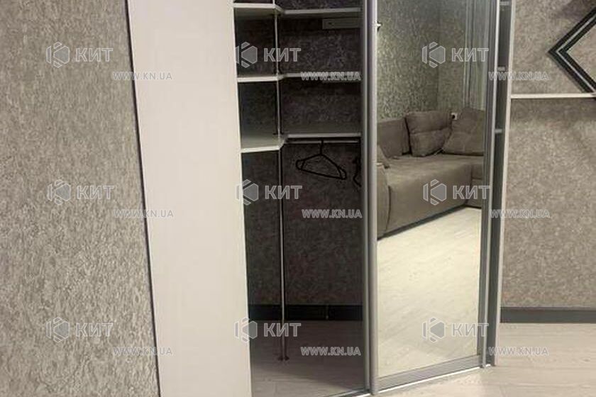 Продажа квартиры Харьков, Спортивная, Гагарина, Защитников, 32.3м²