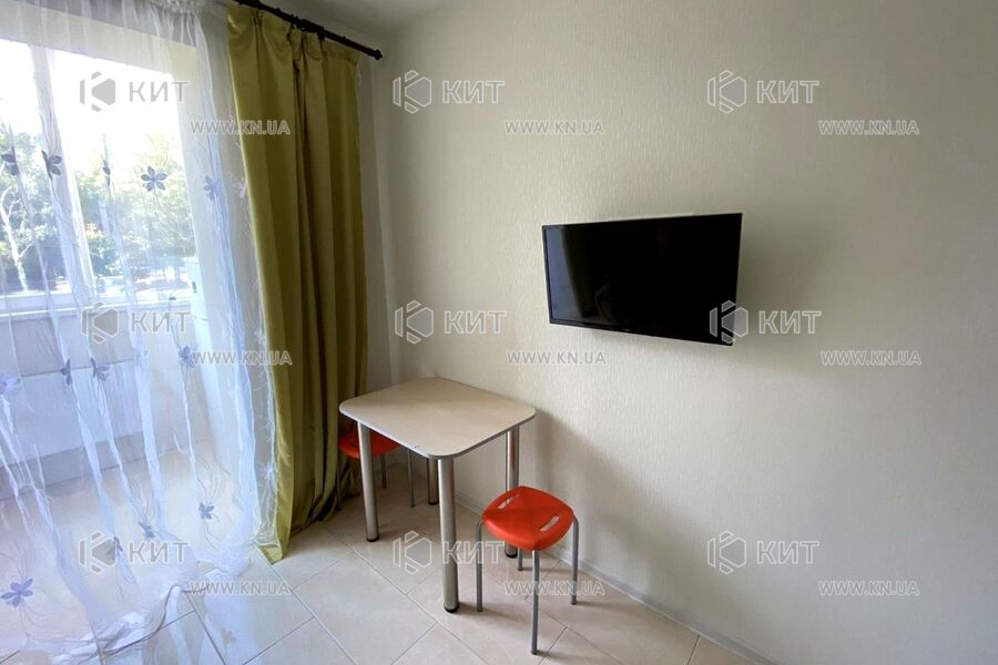 Продаж квартири Харків, Олексіївка, 20м²