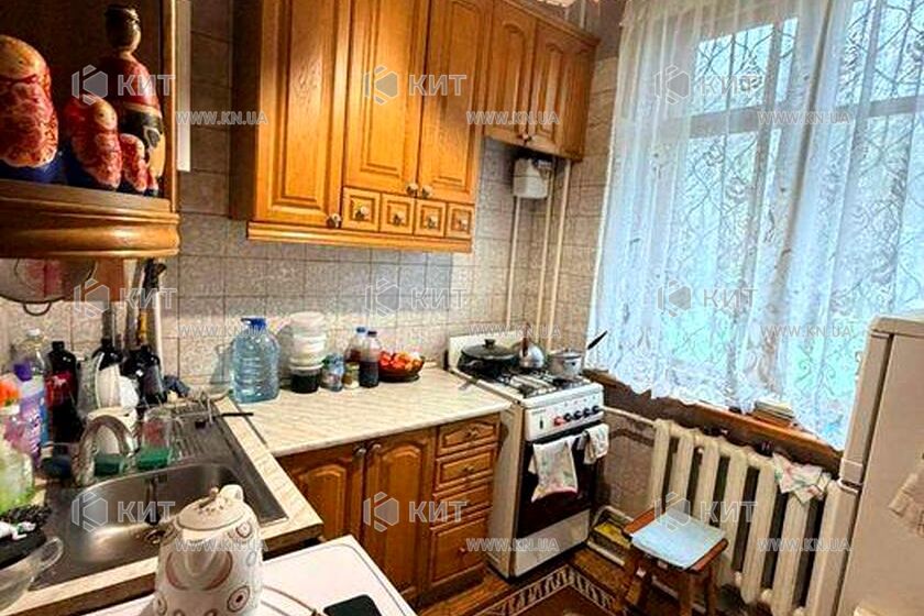 Продаж квартири Харків, ХТЗ, Рогань, 30м²